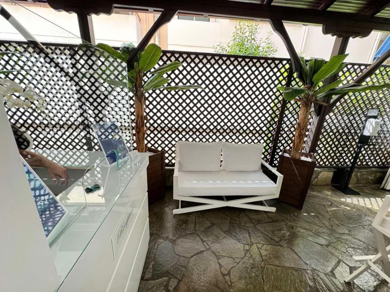 Appartement Amaryllis House à Platamonas Extérieur photo